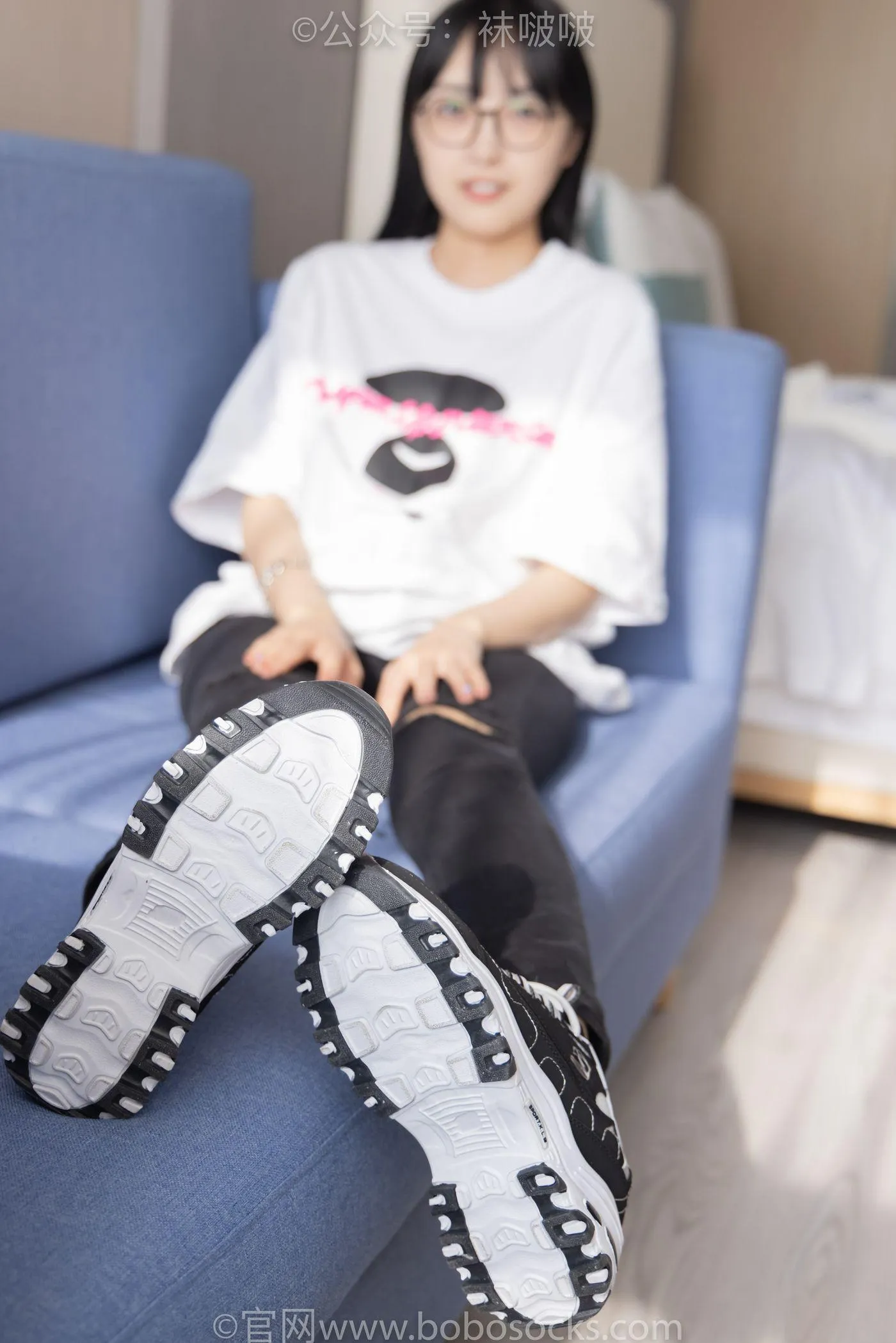 [BoBoSocks袜啵啵]NO.055 稚予-斯凯奇运动鞋、白棉袜、黑棉袜 [139P]插图8